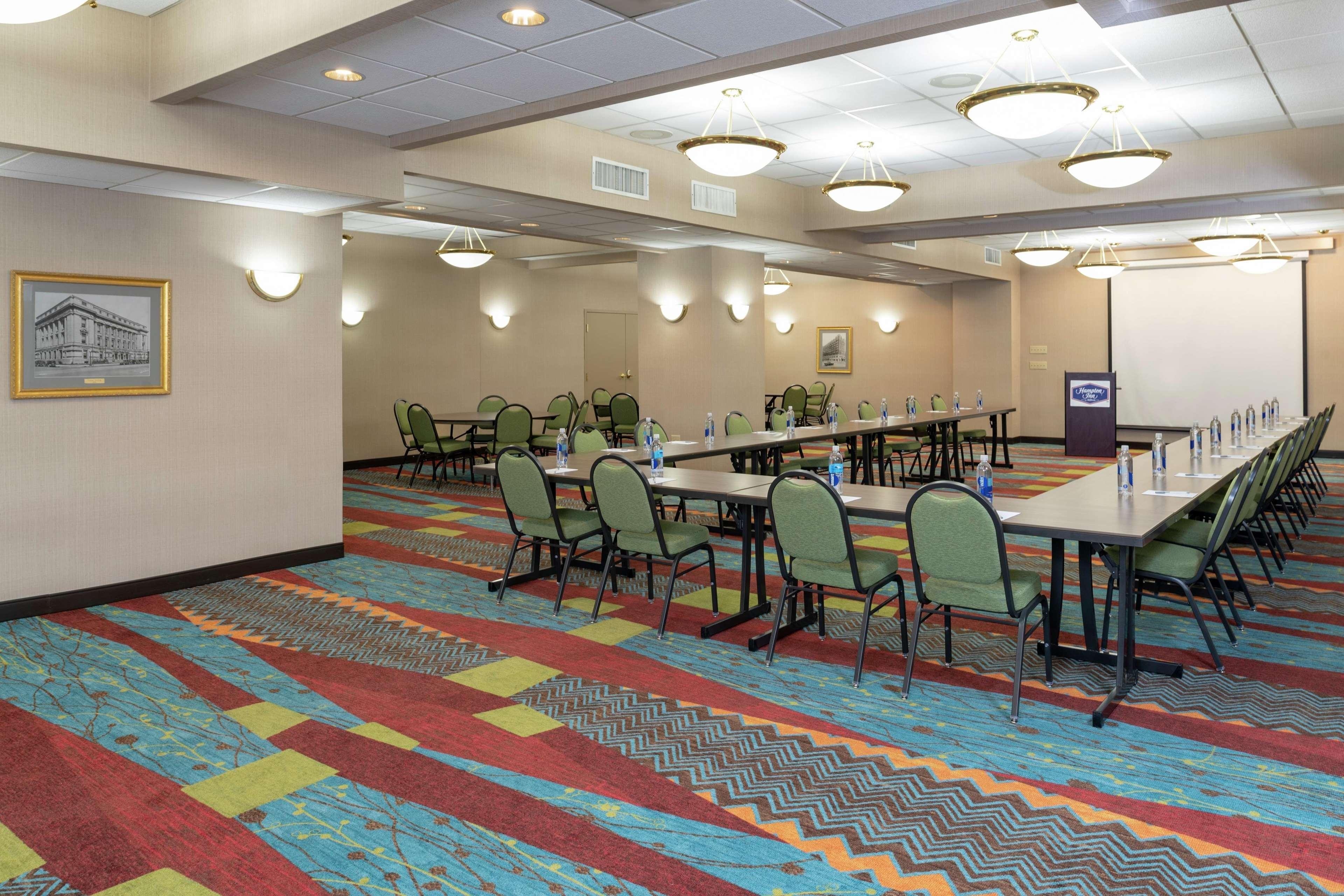 Hampton Inn Indianapolis Downtown Across From Circle Centre Obchodní fotografie