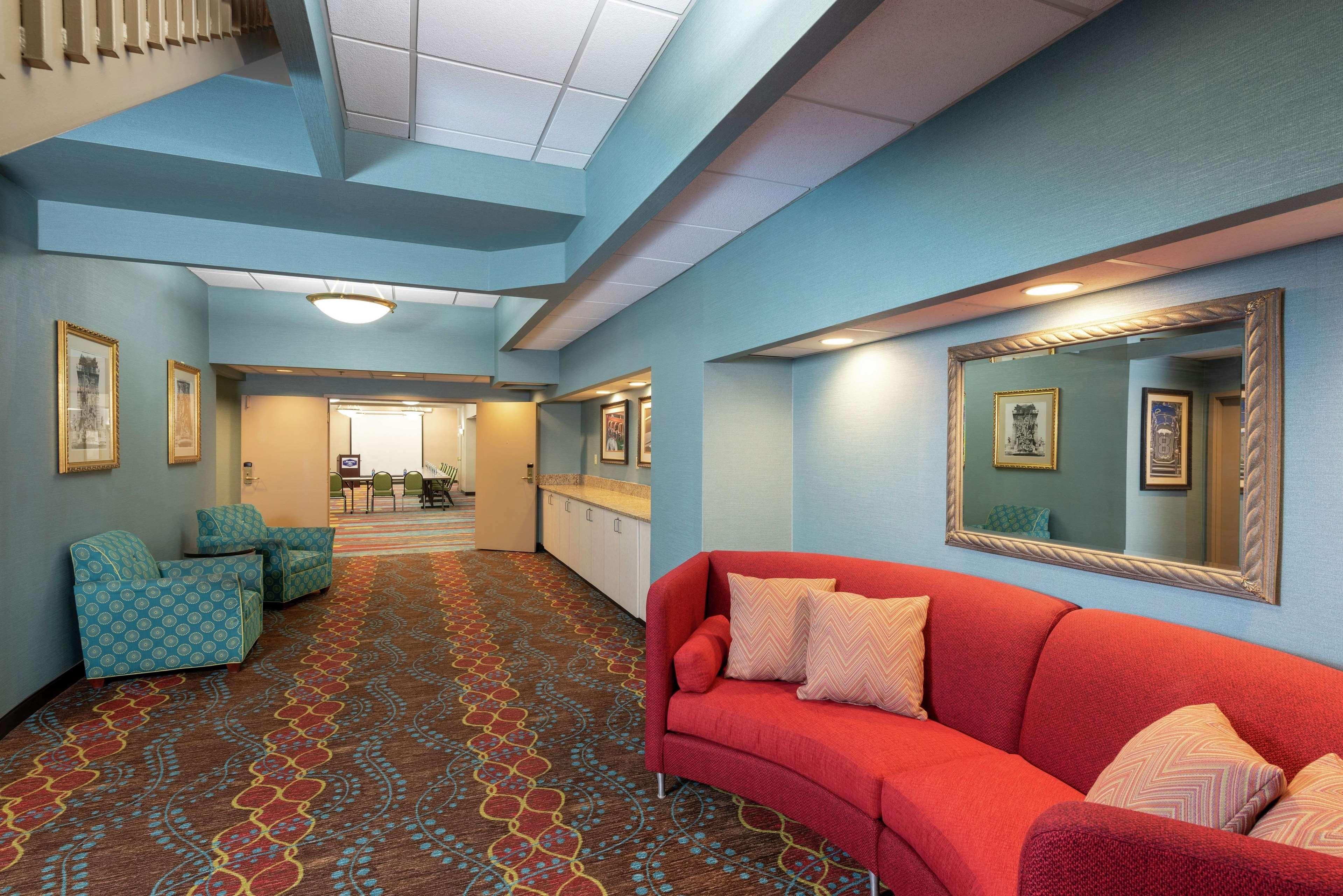 Hampton Inn Indianapolis Downtown Across From Circle Centre Obchodní fotografie