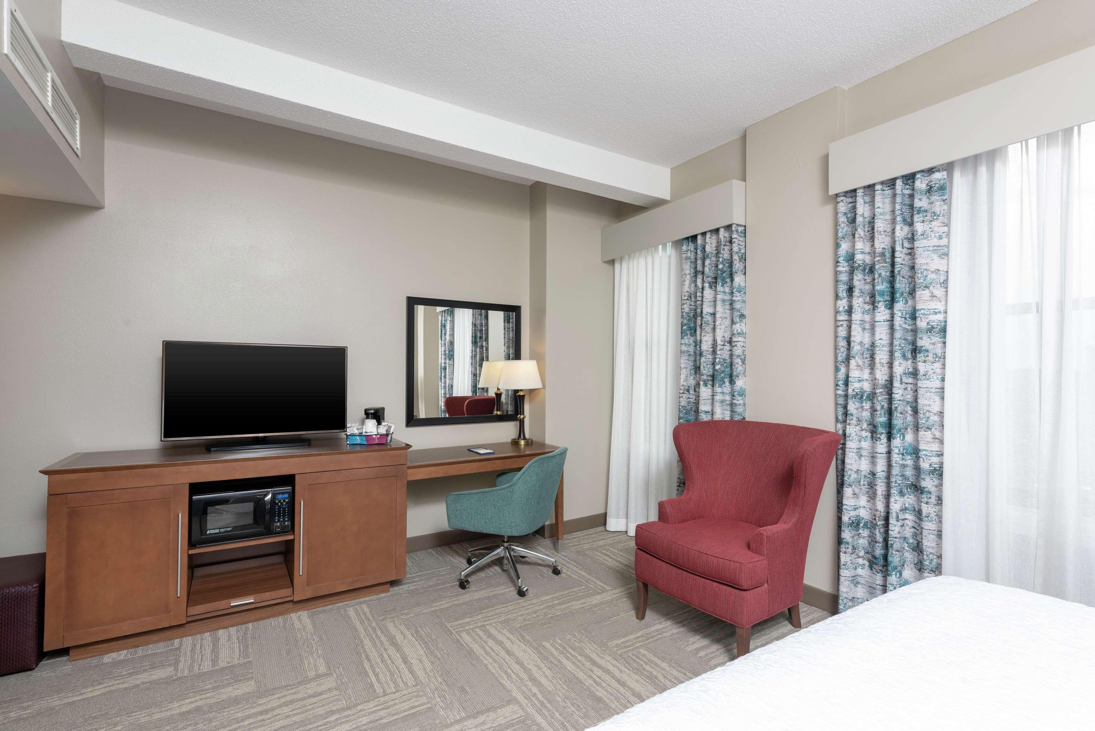 Hampton Inn Indianapolis Downtown Across From Circle Centre Exteriér fotografie