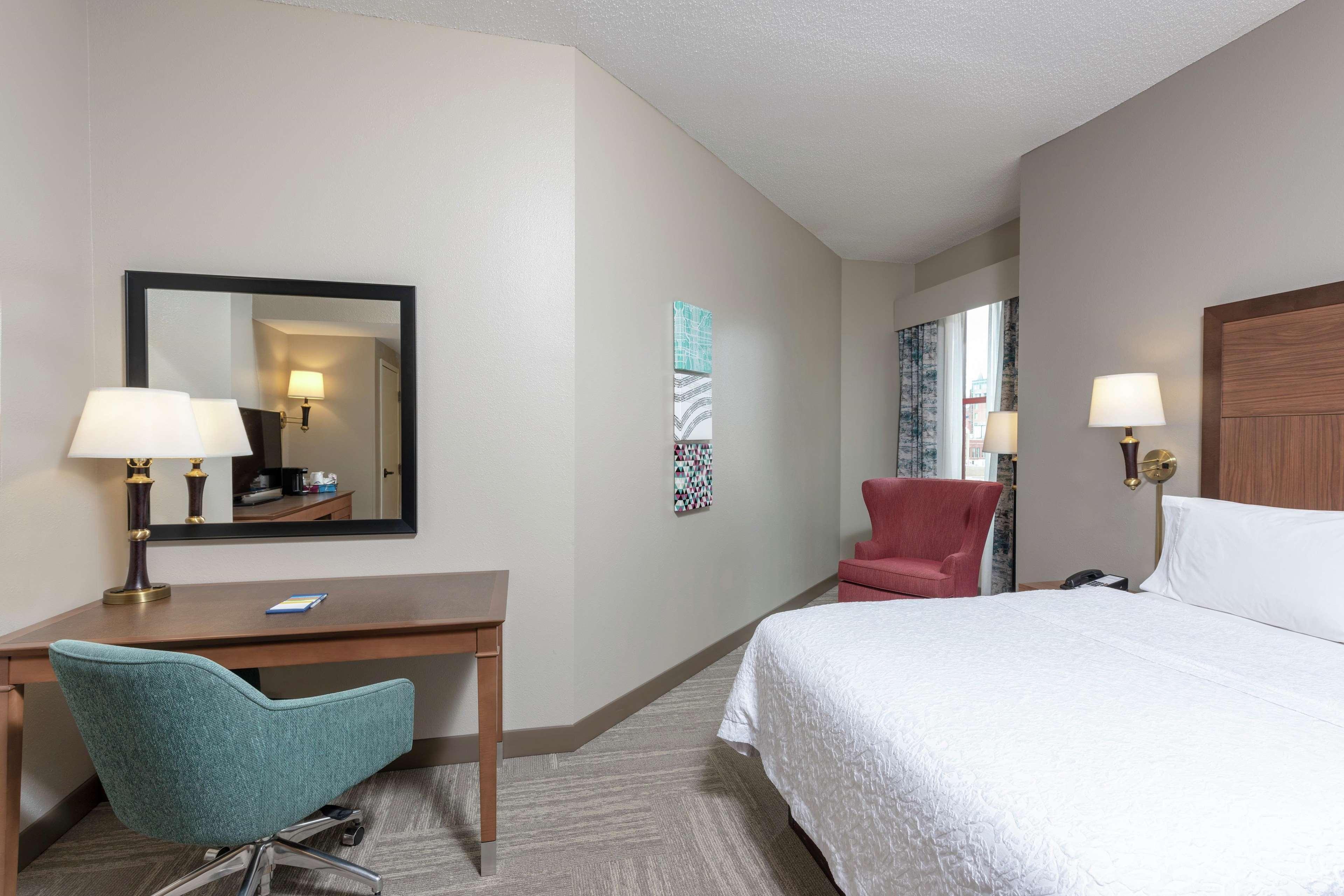 Hampton Inn Indianapolis Downtown Across From Circle Centre Exteriér fotografie